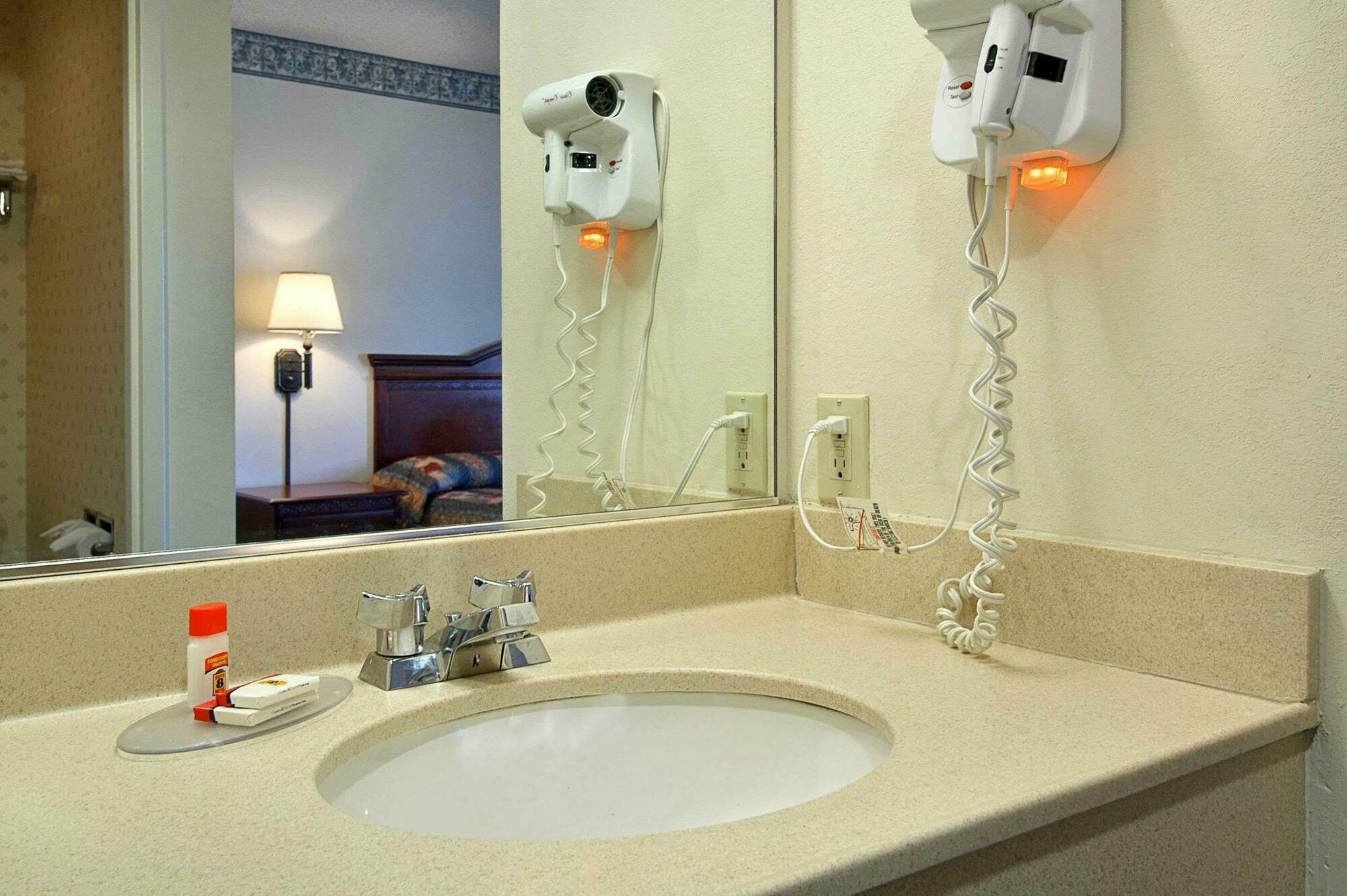 Super 8 By Wyndham Allentown Zimmer foto